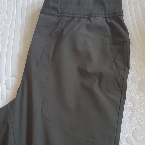 Lululemon ABC jogger Large olive green - Picture 5 of 5